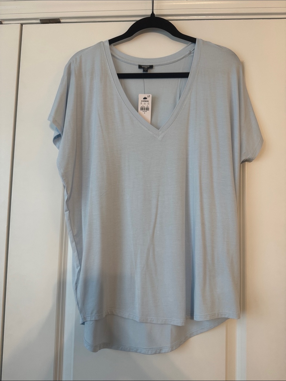 Express Light Blue V-Neck Short Sleeve London Tee